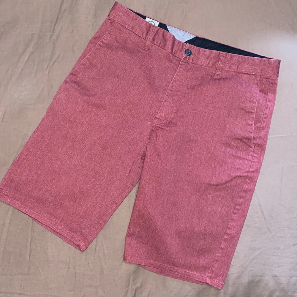 Volcom shorts